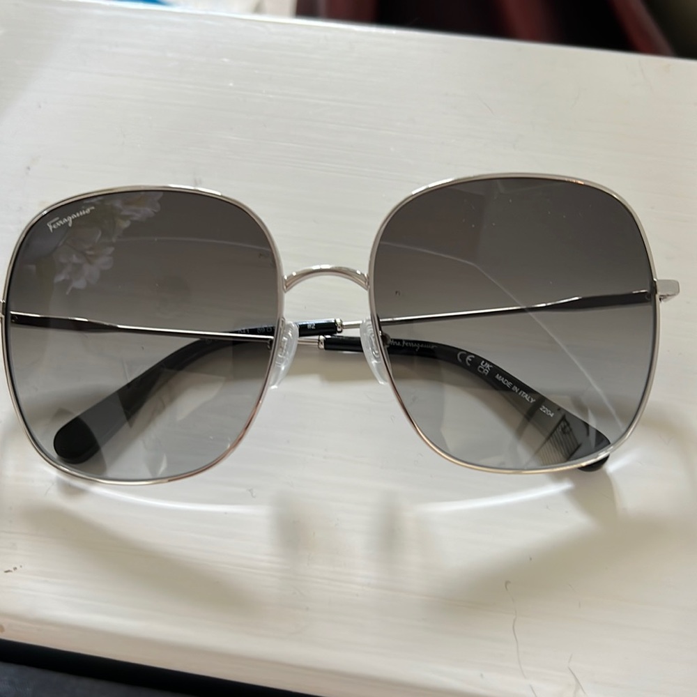 Ferragamo women's sunglasses